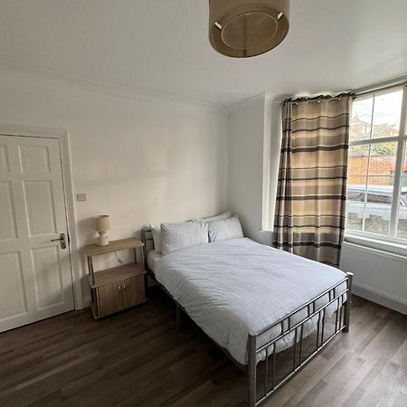 Oxborne Rooms Uk - Gardner Лондон Екстериор снимка